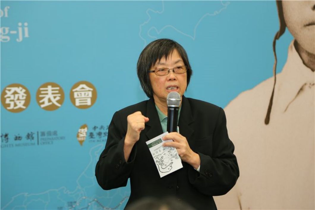 2017年出席《葉盛吉日記》新書發表會的臺獨學者許雪姬，其在書序中宣稱葉盛吉是為了愛臺灣而「被迫」挑選紅色祖國，此話無非是否定葉盛吉的理性以及犧牲意義，是侮辱當年臺灣地下黨的彌天大謊！（圖片取自臺灣「國家人權博物館」網站）